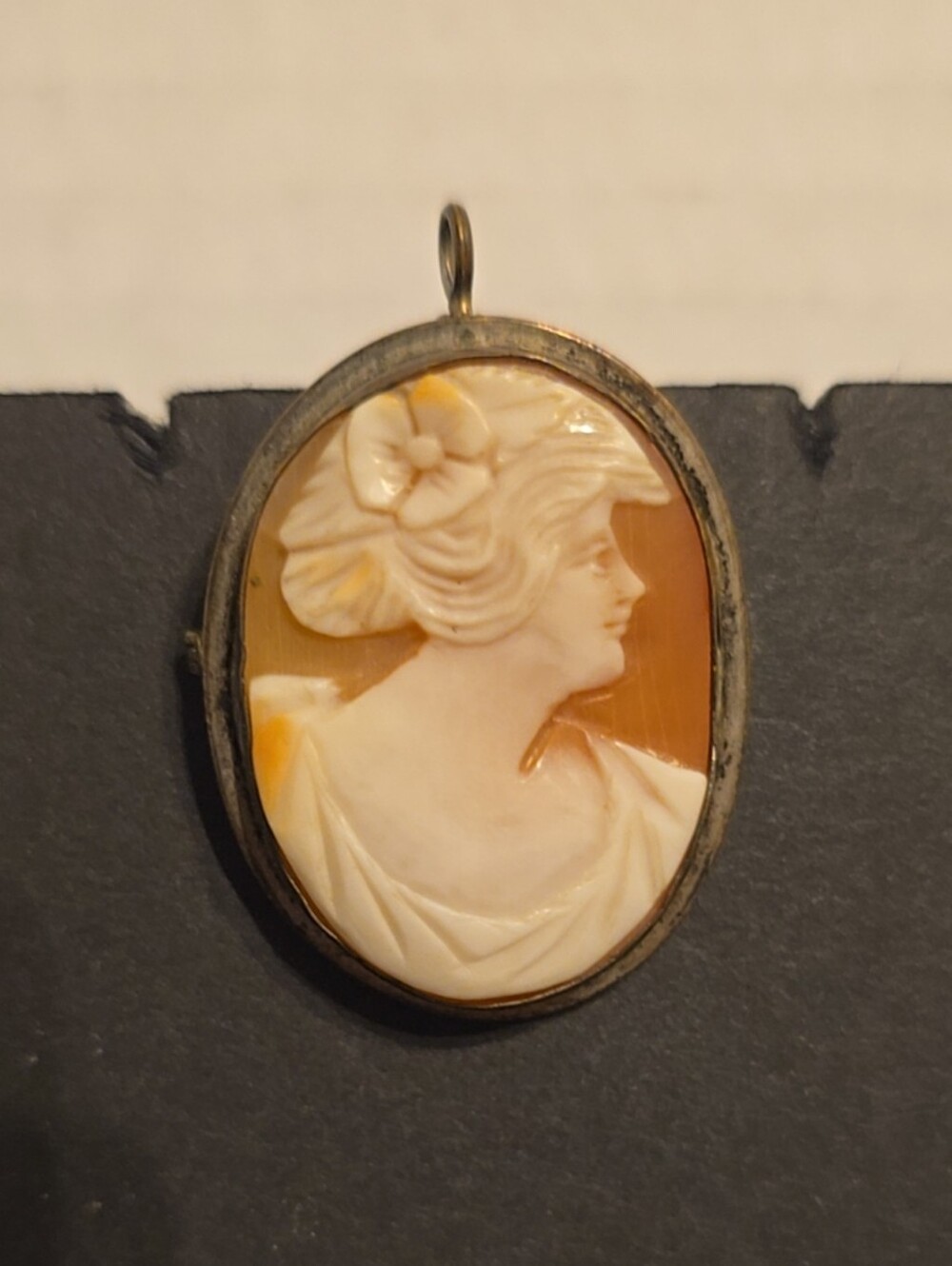 Vintage Cameo Brooch